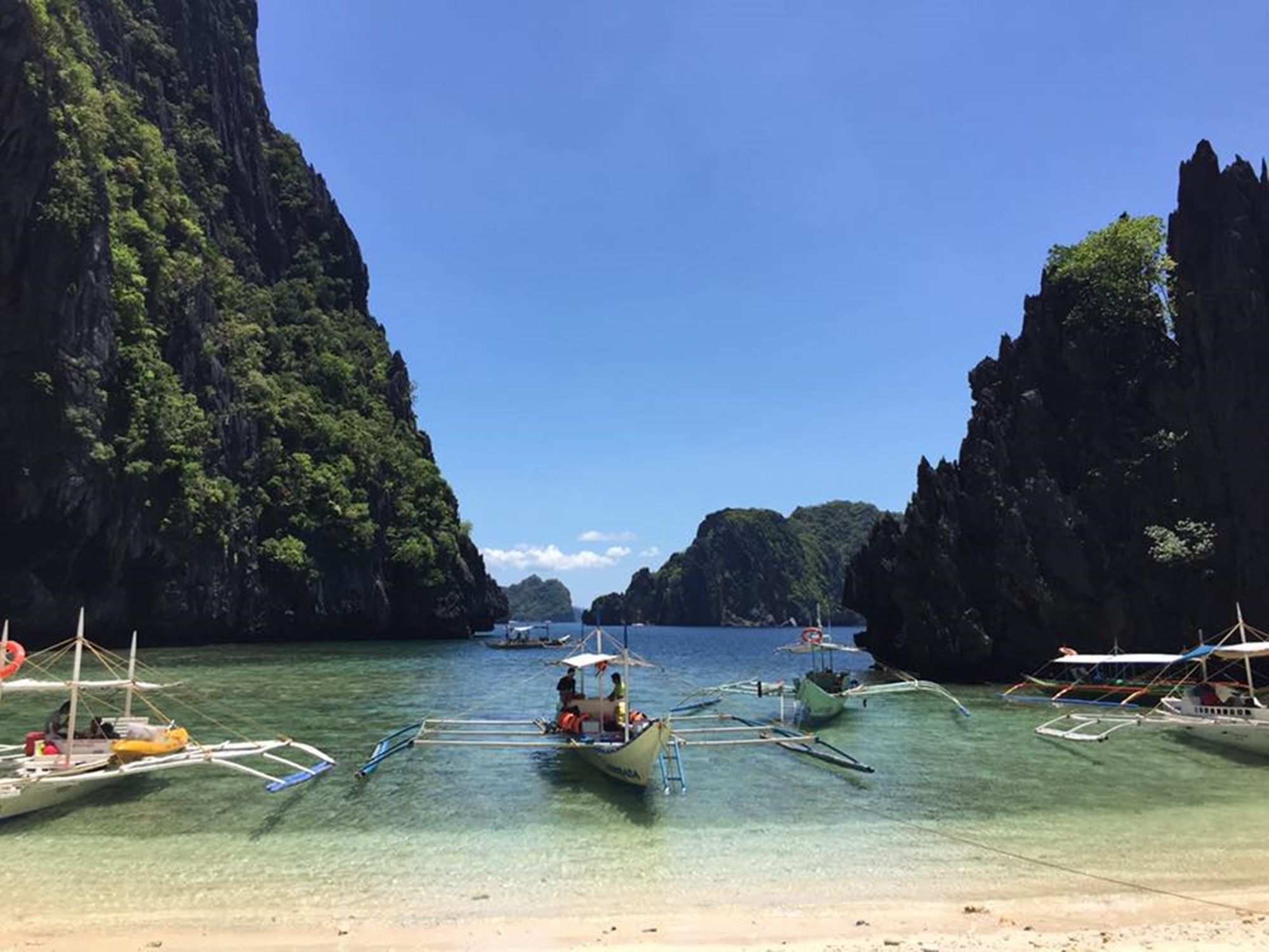 Stunning Republic Hotel El Nido Exterior photo